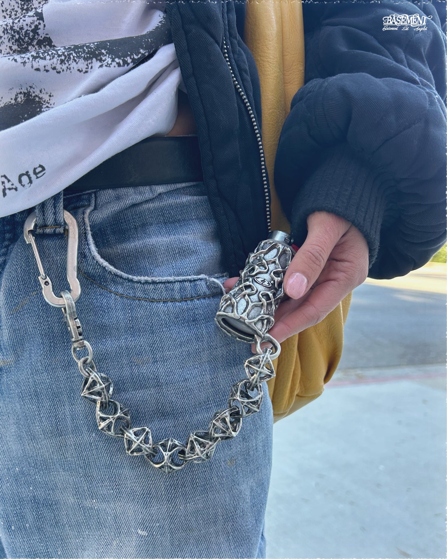 LIGHTER CHAIN